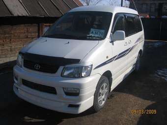 2000 Toyota Town Ace Noah