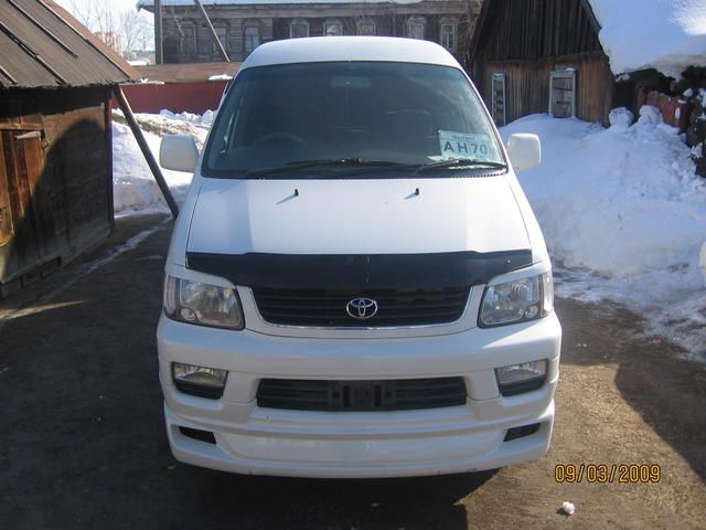 2000 Toyota Town Ace Noah