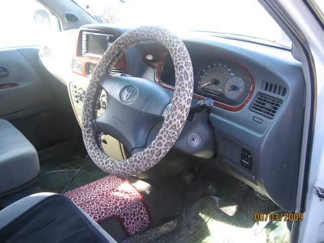 2000 Toyota Town Ace Noah