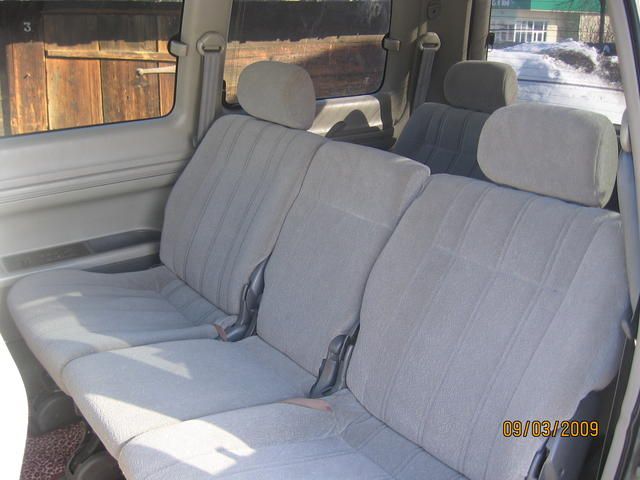 2000 Toyota Town Ace Noah