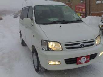 2000 Toyota Town Ace Noah