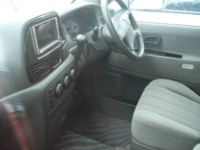 2000 Toyota Town Ace Noah