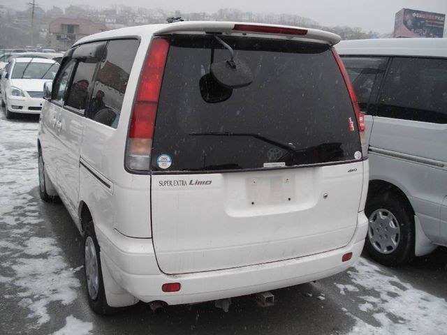 2000 Toyota Town Ace Noah