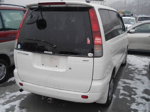 2000 Toyota Town Ace Noah