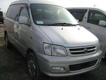 2000 Toyota Town Ace Noah