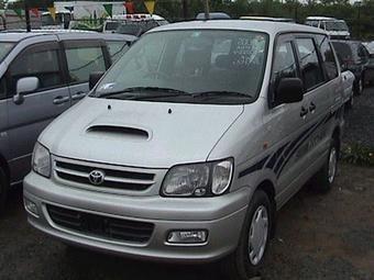 2000 Toyota Town Ace Noah