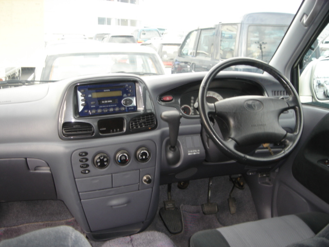 2000 Toyota Town Ace Noah For Sale