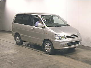 2000 Toyota Town Ace Noah Photos