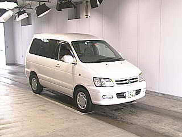 2000 Toyota Town Ace Noah Pics