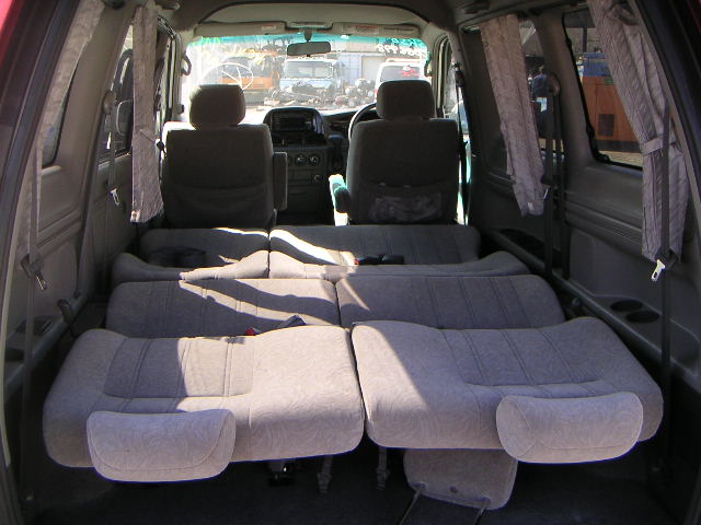 2000 Toyota Town Ace Noah Pictures