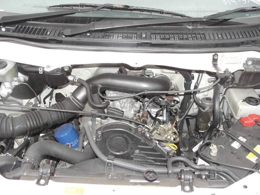 2000 Toyota Town Ace Noah Pictures