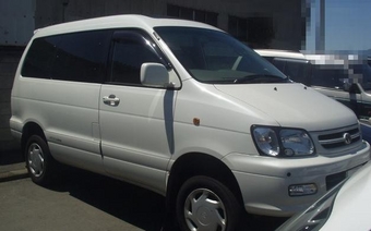 2001 Toyota Town Ace Noah