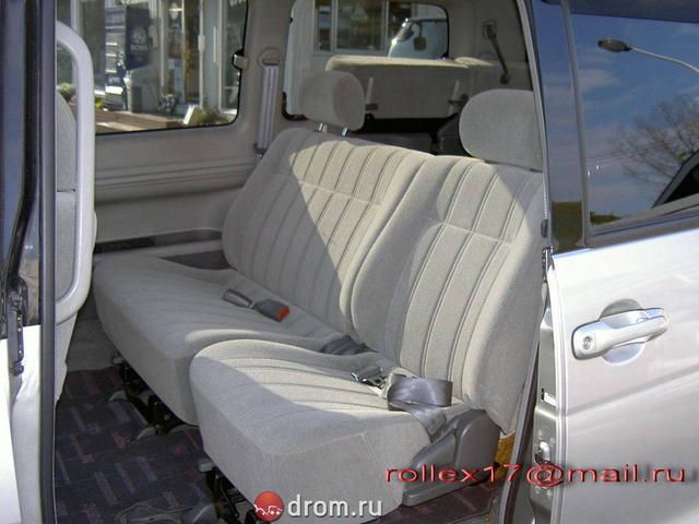 2001 Toyota Town Ace Noah