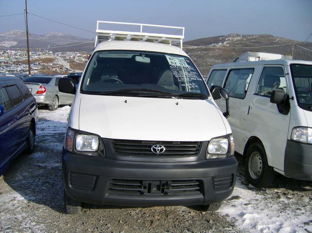 2001 Toyota Town Ace Noah