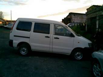 2001 Toyota Town Ace Noah