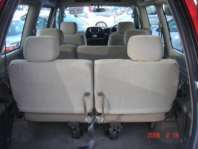 2001 Toyota Town Ace Noah Pictures