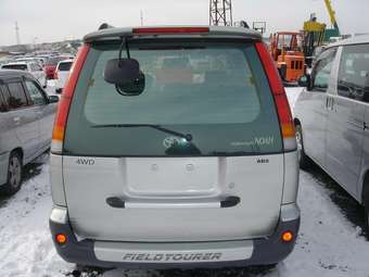 2001 Toyota Town Ace Noah Photos