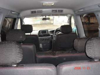 2001 Toyota Town Ace Noah Photos