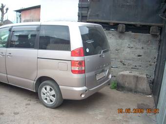 2002 Toyota Town Ace Noah Pictures