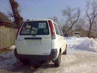 2003 Toyota Town Ace Noah Pictures