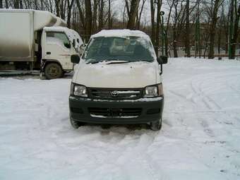 2005 Toyota Town Ace Noah Pics