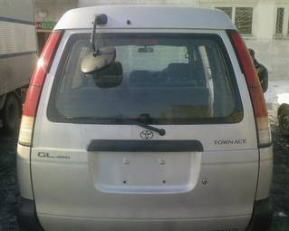 2005 Toyota Town Ace Noah Pictures