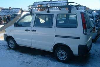 1999 Toyota Town Ace Van Pics