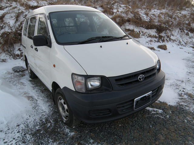 2002 Toyota Town Ace Van