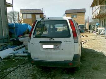 2002 Toyota Town Ace Van Photos