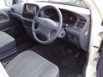 2002 Toyota Town Ace Van Pictures