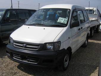 2002 Toyota Town Ace Van Pictures