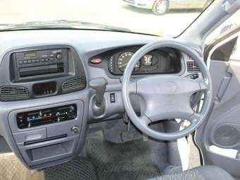 2004 Toyota Town Ace Van Pictures