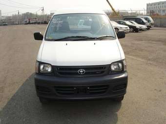 2004 Toyota Town Ace Van For Sale