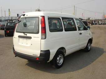 2004 Toyota Town Ace Van Pictures