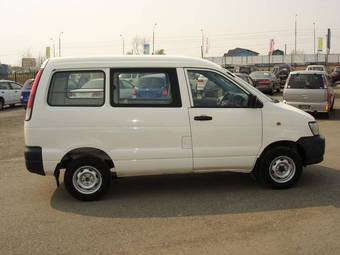 2004 Toyota Town Ace Van For Sale