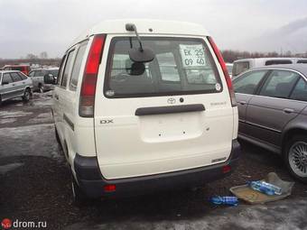 2005 Toyota Town Ace Van Pictures