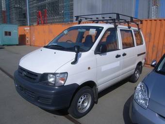 2006 Toyota Town Ace Van Photos