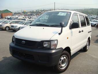 2006 Toyota Town Ace Van Photos