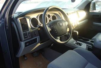 2010 Toyota Tundra Pictures