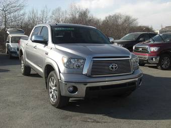 2010 Toyota Tundra Photos
