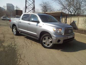 2010 Toyota Tundra Photos