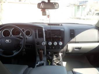 2010 Toyota Tundra Images