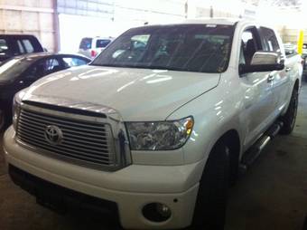 2010 Toyota Tundra Photos