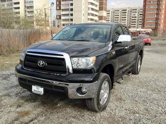 2010 Toyota Tundra Photos