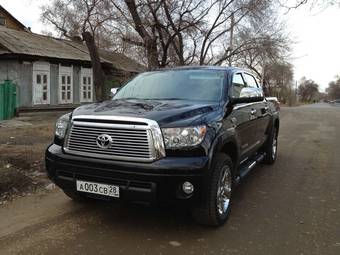 2010 Toyota Tundra Photos