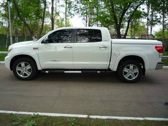 2010 Toyota Tundra Pics