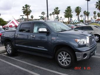 2010 Toyota Tundra Photos