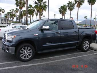 2010 Toyota Tundra Photos