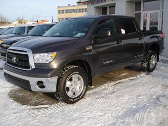 2011 Toyota Tundra Photos