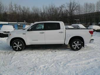 2011 Toyota Tundra Pictures
